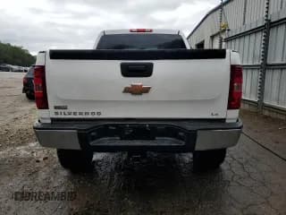 ✅ 2010 Chevrolet Silverado 1500 LS • VIN: 3GCRCREA7AG272613 • Lot: 73383554. Listed on Copart with 144,090 mi. Free auction sales archive from the USA and detailed vehicle history report at DreamBid. Image 6.