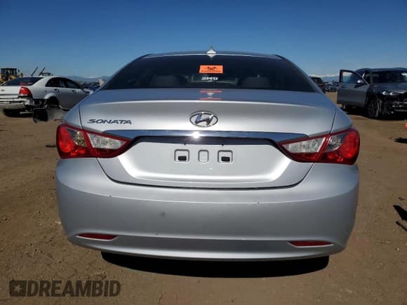 ✅ 2012 Hyundai Sonata GLS • VIN: 5NPEB4AC4CH347578 • Lot: 56111784. Listed on Copart with 134,250 mi. Free auction sales archive from the USA and detailed vehicle history report at DreamBid. Image 6.