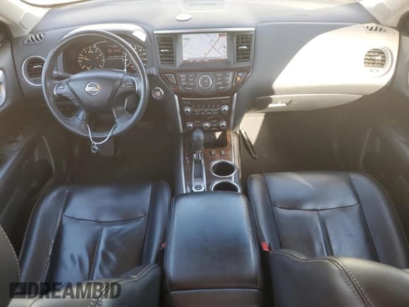 ✅ 2016 Nissan Pathfinder SV • VIN: 5N1AR2MM1GC601733 • Lot: 90853455. Listed on Copart with 234,156 mi. Free auction sales archive from the USA and detailed vehicle history report at DreamBid. Image 8.