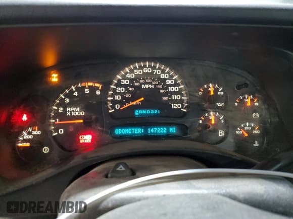 ✅ 2005 Chevrolet Silverado 2500HD • VIN: 1GCHK24G05E325497 • Лот: 75963434. Опубликован ранее на Copart с пробегом 147 222 миль. Бесплатный доступ к архиву аукционных продаж из США и подробный отчёт об истории автомобиля на DreamBid. Изображение 9.