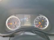 ✅ 2020 Toyota Highlander LE • VIN: 5TDZZRAH2LS007233 • Lot: 90550335. Wystawiony na Copart z przebiegiem 94 937 mil. Bezpłatny archiwum sprzedaży aukcyjnych z USA i szczegółowy raport historii pojazdu na DreamBid. Zdjęcie 9.