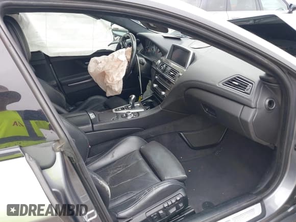 ✅ 2014 BMW M6 • VIN: WBS6C9C54EDV73926 • Lot: 42421586. Listed on IAAI with 82,216 mi. Free auction sales archive from the USA and detailed vehicle history report at DreamBid. Image 5.