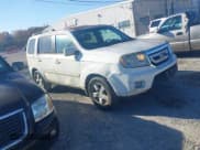 ✅ 2009 Honda Pilot EX • VIN: 5FNYF38479B017791 • Lot: 43664573. Wystawiony na IAAI z przebiegiem 196 480 mil. Bezpłatny archiwum sprzedaży aukcyjnych z USA i szczegółowy raport historii pojazdu na DreamBid. Zdjęcie 1.