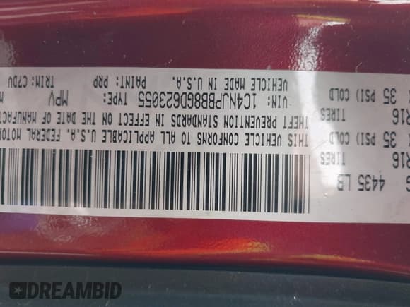 ✅ 2016 Jeep Patriot Sport • VIN: 1C4NJPBB8GD623055 • Lot: 42479934. Listed on IAAI with 175,575 mi. Free auction sales archive from the USA and detailed vehicle history report at DreamBid. Image 9.