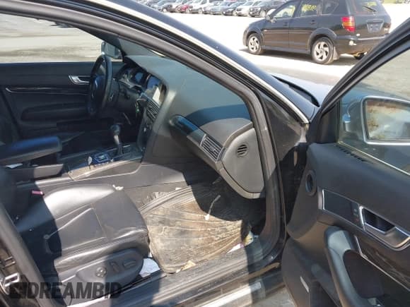 ✅ 2008 Audi S6 • VIN: WAUDN74F08N065694 • Лот: 42393845. Опубликован ранее на IAAI с пробегом 127 500 миль. Бесплатный доступ к архиву аукционных продаж из США и подробный отчёт об истории автомобиля на DreamBid. Изображение 5.