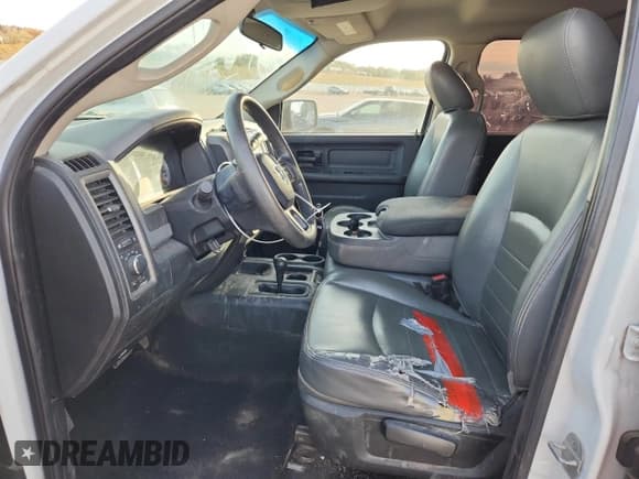 ✅ 2013 Ram 2500 Tradesman • VIN: 3C6UR5HL1DG569998 • Лот: 90706075. Опубликован ранее на Copart с пробегом 243 024 миль. Бесплатный доступ к архиву аукционных продаж из США и подробный отчёт об истории автомобиля на DreamBid. Изображение 7.