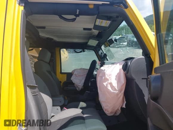 ✅ 2008 Jeep Wrangler Unlimited X • VIN: 1J4GA39178L632670 • Lot: 42888116. Listed on IAAI with Not provided. Free auction sales archive from the USA and detailed vehicle history report at DreamBid. Image 5.