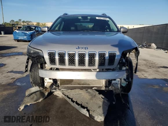 ✅ 2019 Jeep Cherokee Latitude Plus • VIN: 1C4PJMLB9KD194586 • Лот: 49274885. Опубликован ранее на Copart с пробегом 174 968 миль. Бесплатный доступ к архиву аукционных продаж из США и подробный отчёт об истории автомобиля на DreamBid. Изображение 5.