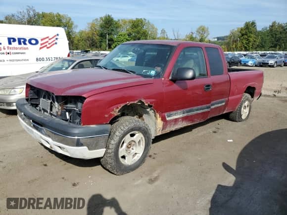 ✅ 2005 Chevrolet Silverado 1500 Z71 • VIN: 2GCEK19B451340628 • Lot: 71992534. Wystawiony na Copart z przebiegiem Nie podano mil. Skorzystaj z bezpłatnego archiwum sprzedaży aukcyjnych z USA i zobacz szczegółowy raport historii pojazdu na DreamBid. Zdjęcie 1.