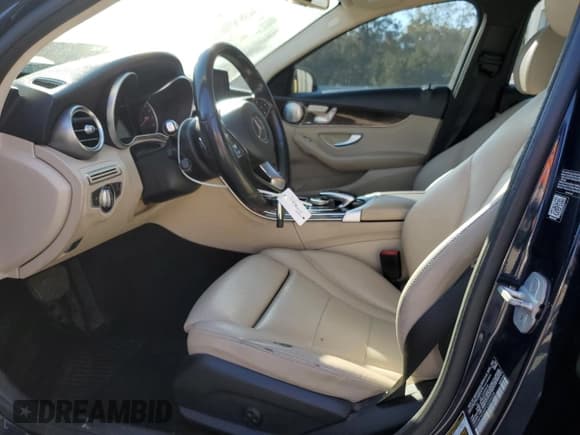 ✅ 2015 Mercedes-Benz C 300 Luxury • VIN: 55SWF4KB4FU034434 • Lot: 92852865. Listed on Copart with 133,717 mi. Free auction sales archive from the USA and detailed vehicle history report at DreamBid. Image 7.