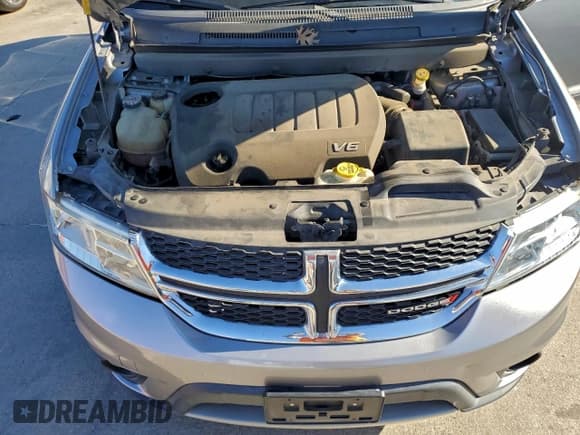 ✅ 2018 Dodge Journey SXT • VIN: 3C4PDCBG9JT375923 • Lot: 91108245. Listed on Copart with 76,405 mi. Free auction sales archive from the USA and detailed vehicle history report at DreamBid. Image 11.