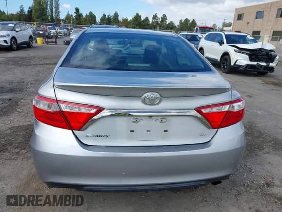 2016 Toyota Camry SE with VIN 4T1BF1FK5GU136659, listed as a IAAI auction lot 43375078 with 140,309 mi miles and . Bid and sale history available at DreamBid. Image 16.