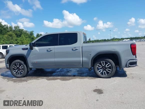 ✅ 2024 GMC Sierra 1500 AT4 • VIN: 3GTUUEEL0RG396056 • Лот: 42979105. Опубликован ранее на IAAI с пробегом 23 515 миль. Бесплатный доступ к архиву аукционных продаж из США и подробный отчёт об истории автомобиля на DreamBid. Изображение 14.
