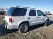 2004 Chevrolet Blazer LS with VIN 1GNDT13X94K153727, listed as a Copart auction lot 79039544 with 183,385 mi miles and Salvage title. Bid and sale history available at DreamBid. Image 3.