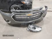 ✅ 2021 Chevrolet Traverse LT Cloth • VIN: 1GNEVGKW7MJ139681 • Lot: 43409810. Wystawiony na IAAI z przebiegiem 82 155 mil. Bezpłatny archiwum sprzedaży aukcyjnych z USA i szczegółowy raport historii pojazdu na DreamBid. Zdjęcie 12.