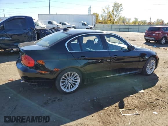 ✅ 2011 BMW 3 Series 335d • VIN: WBAPN7C54BA781356 • Лот: 86606295. Опубликован ранее на Copart с пробегом 225 608 миль. Бесплатный доступ к архиву аукционных продаж из США и подробный отчёт об истории автомобиля на DreamBid. Изображение 3.
