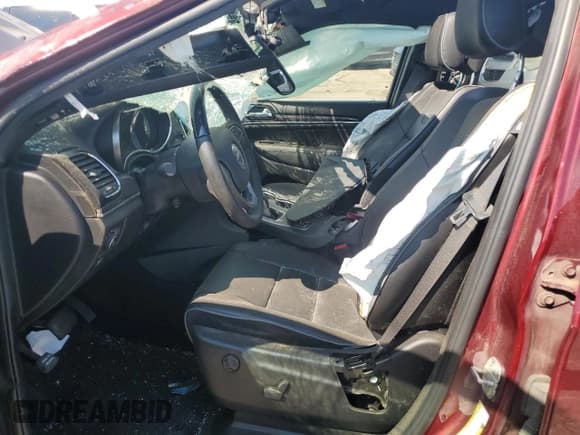 ✅ 2019 Jeep Grand Cherokee Overland • VIN: 1C4RJFCGXKC533121 • Lot: 71396005. Listed on Copart with 62,118 mi. Free auction sales archive from the USA and detailed vehicle history report at DreamBid. Image 7.