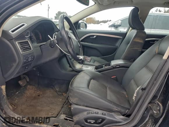 ✅ 2008 Volvo V70 • VIN: YV1BW982981013184 • Lot: 94975505. Listed on Copart with 391,145 mi. Free auction sales archive from the USA and detailed vehicle history report at DreamBid. Image 7.