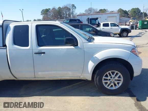 ✅ 2015 Nissan Frontier SV • VIN: 1N6AD0CU6FN703439 • Lot: 41644963. Wystawiony na IAAI z przebiegiem 339 963 mil. Bezpłatny archiwum sprzedaży aukcyjnych z USA i szczegółowy raport historii pojazdu na DreamBid. Zdjęcie 13.