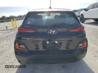 ✅ 2019 Hyundai Kona SE • VIN: KM8K12AA2KU240263 • Лот: 48870264. Опубликован ранее на Copart с пробегом Не указан. Бесплатный доступ к архиву аукционных продаж из США и подробный отчёт об истории автомобиля на DreamBid. Изображение 6.