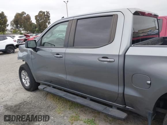 ✅ 2019 Chevrolet Silverado 1500 LT • VIN: 3GCPYDEK1KG242867 • Lot: 41342133. Wystawiony na IAAI z przebiegiem 119 442 mil. Bezpłatny archiwum sprzedaży aukcyjnych z USA i szczegółowy raport historii pojazdu na DreamBid. Zdjęcie 15.