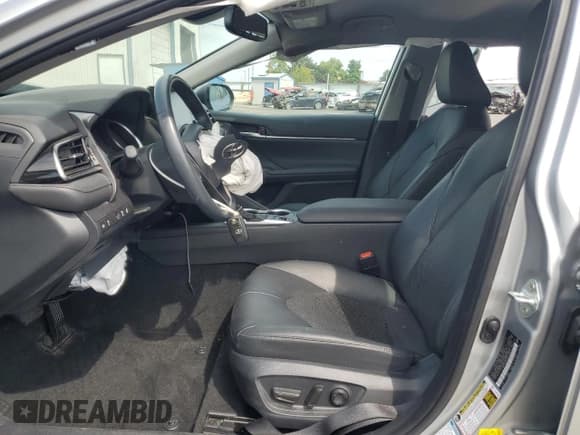 ✅ 2024 Toyota Camry XLE • VIN: 4T1F11BK1RU111184 • Lot: 71293575. Listed on Copart with 7,769 mi. Free auction sales archive from the USA and detailed vehicle history report at DreamBid. Image 7.