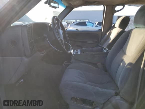 ✅ 2003 Chevrolet Suburban LS • VIN: 1GNEC16T93J295576 • Лот: 89305005. Опубликован ранее на Copart с пробегом 429 945 миль. Бесплатный доступ к архиву аукционных продаж из США и подробный отчёт об истории автомобиля на DreamBid. Изображение 7.