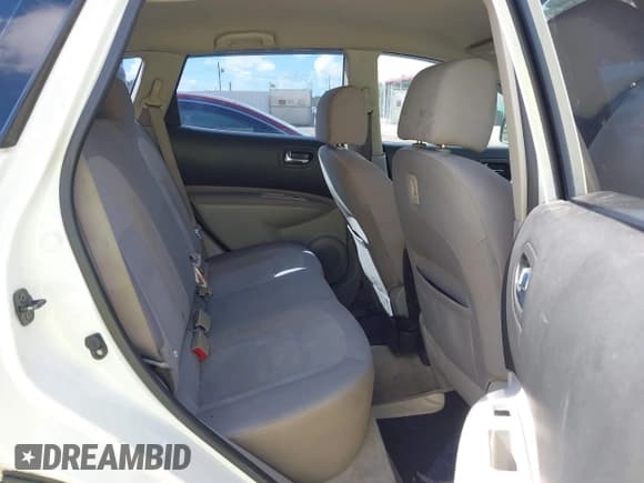 ✅ 2013 Nissan Rogue SL • VIN: JN8AS5MT4DW548011 • Lot: 43275804. Wystawiony na IAAI z przebiegiem 203 647 mil. Bezpłatny archiwum sprzedaży aukcyjnych z USA i szczegółowy raport historii pojazdu na DreamBid. Zdjęcie 8.