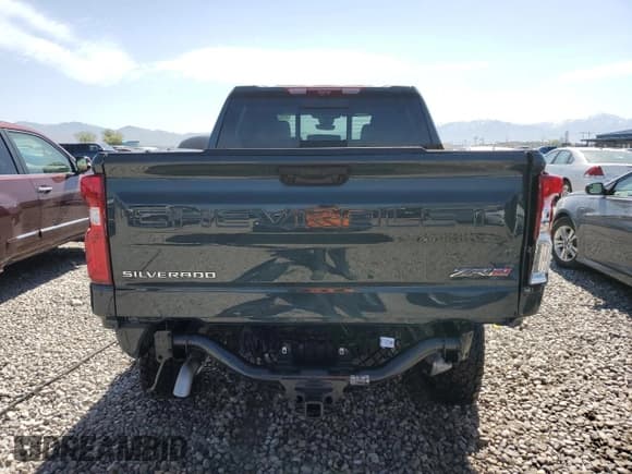 ✅ 2025 Chevrolet Silverado 1500 ZR2 • VIN: 3GCUKHELXSG284846 • Лот: 57671875. Опубликован ранее на Copart с пробегом 1 122 миль. Бесплатный доступ к архиву аукционных продаж из США и подробный отчёт об истории автомобиля на DreamBid. Изображение 6.