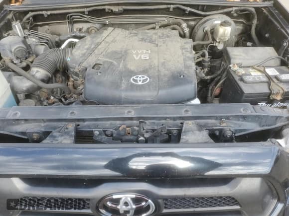 ✅ 2014 Toyota Tacoma • VIN: 3TMLU4EN4EM150470 • Lot: 91105375. Wystawiony na Copart z przebiegiem 143 491 mil. Bezpłatny archiwum sprzedaży aukcyjnych z USA i szczegółowy raport historii pojazdu na DreamBid. Zdjęcie 11.