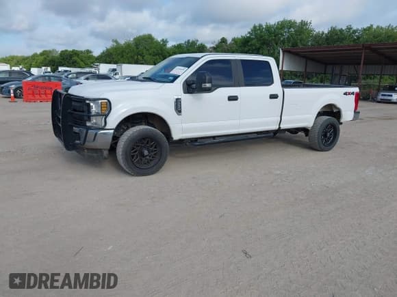✅ 2019 Ford F-250 XL • VIN: 1FT7W2B67KEG72329 • Lot: 42490688. Listed on IAAI with 145,729 mi. Free auction sales archive from the USA and detailed vehicle history report at DreamBid. Image 2.