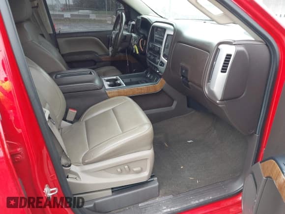 ✅ 2015 GMC Sierra 1500 SLT • VIN: 3GTU2VEC3FG390902 • Lot: 43550181. Listed on IAAI with 230,720 mi. Free auction sales archive from the USA and detailed vehicle history report at DreamBid. Image 5.