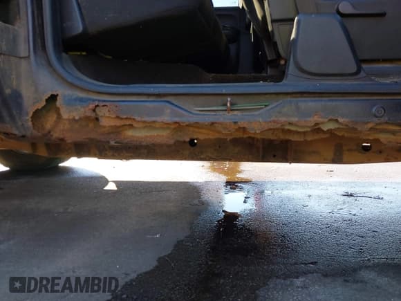 ✅ 2007 Chevrolet Silverado 1500 1LT • VIN: 2GCEK19J571708468 • Lot: 43628723. Listed on IAAI with 265,657 mi. Free auction sales archive from the USA and detailed vehicle history report at DreamBid. Image 6.