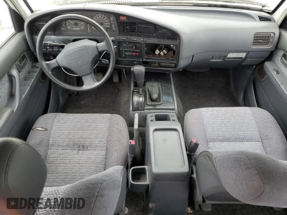 ✅ 1991 Toyota Land Cruiser • VIN: JT3FJ80W4M0008557 • Лот: 71085164. Опубликован ранее на Copart с пробегом 137 367 миль. Бесплатный доступ к архиву аукционных продаж из США и подробный отчёт об истории автомобиля на DreamBid. Изображение 8.