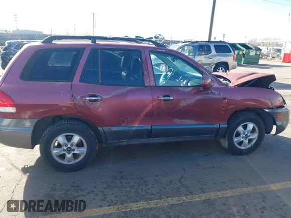 2005 Hyundai Santa Fe GLS с VIN KM8SC73E05U027078, выставлен на аукционе IAAI как лот 41265050 с пробегом 218 841 миль миль и . История ставок и продаж доступна на DreamBid. Изображение 13.