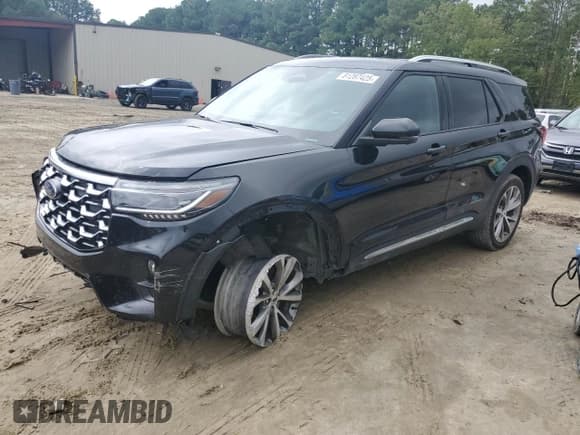 ✅ 2025 Ford Explorer Platinum • VIN: 1FMWK8HC7SGA97589 • Lot: 81287425. Wystawiony na Copart z przebiegiem 18 768 mil. Bezpłatny archiwum sprzedaży aukcyjnych z USA i szczegółowy raport historii pojazdu na DreamBid. Zdjęcie 1.