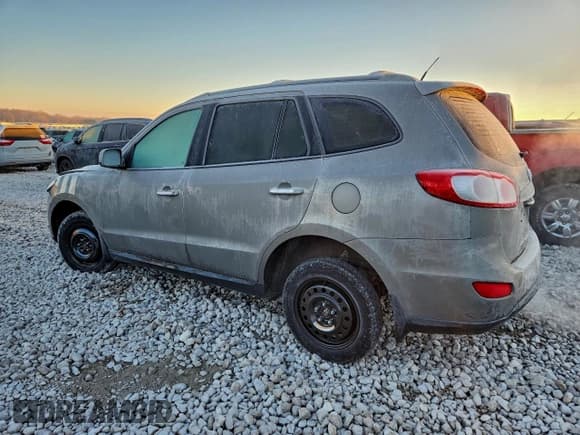 ✅ 2011 Hyundai Santa Fe Limited • VIN: 5XYZKDAGXBG034237 • Lot: 92984115. Listed on Copart with 246,291 mi. Free auction sales archive from the USA and detailed vehicle history report at DreamBid. Image 2.