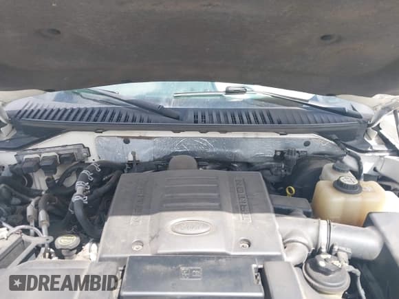 ✅ 2007 Ford Expedition Limited • VIN: 1FMFU19557LA48763 • Лот: 43286619. Опубликован ранее на IAAI с пробегом 207 688 миль. Бесплатный доступ к архиву аукционных продаж из США и подробный отчёт об истории автомобиля на DreamBid. Изображение 10.