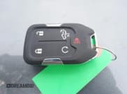 ✅ 2021 Chevrolet Silverado 1500 LT • VIN: 1GCRYJEK7MZ375353 • Lot: 42048615. Wystawiony na IAAI z przebiegiem 54 856 mil. Bezpłatny archiwum sprzedaży aukcyjnych z USA i szczegółowy raport historii pojazdu na DreamBid. Zdjęcie 11.