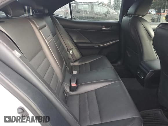 ✅ 2015 Lexus IS 250 • VIN: JTHCF1D29F5028001 • Лот: 90283535. Опубликован ранее на Copart с пробегом 208 881 миль. Бесплатный доступ к архиву аукционных продаж из США и подробный отчёт об истории автомобиля на DreamBid. Изображение 10.