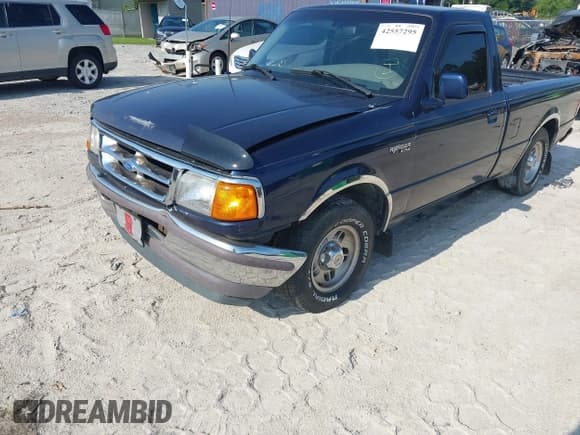 ✅ 1995 Ford Ranger Splash • VIN: 1FTCR10A8STA53032 • Lot: 42557295. Listed on IAAI with 143,231 mi. Free auction sales archive from the USA and detailed vehicle history report at DreamBid. Image 2.