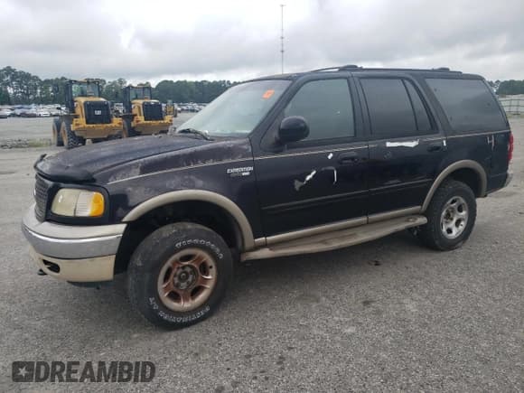✅ 2001 Ford Expedition Eddie Bauer • VIN: 1FMPU18L11LA69914 • Lot: 65887204. Wystawiony na Copart z przebiegiem Nie podano. Bezpłatny archiwum sprzedaży aukcyjnych z USA i szczegółowy raport historii pojazdu na DreamBid. Zdjęcie 1.