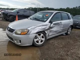 ✅ 2009 Kia Spectra Spectra5 • VIN: KNAFE241395022419 • Lot: 61037105. Wystawiony na Copart z przebiegiem 212 026 mil. Bezpłatny archiwum sprzedaży aukcyjnych z USA i szczegółowy raport historii pojazdu na DreamBid. Zdjęcie 1.