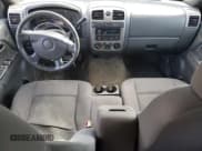 ✅ 2006 Chevrolet Colorado 1LT • VIN: 1GCDT136868137289 • Lot: 87851915. Wystawiony na Copart z przebiegiem 189 468 mil. Bezpłatny archiwum sprzedaży aukcyjnych z USA i szczegółowy raport historii pojazdu na DreamBid. Zdjęcie 8.