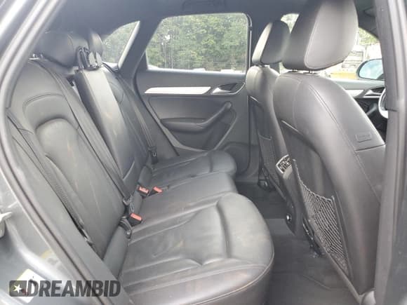 ✅ 2017 Audi Q3 Premium • VIN: WA1ECCFS5HR001380 • Lot: 80861395. Wystawiony na Copart z przebiegiem 96 707 mil. Bezpłatny archiwum sprzedaży aukcyjnych z USA i szczegółowy raport historii pojazdu na DreamBid. Zdjęcie 10.