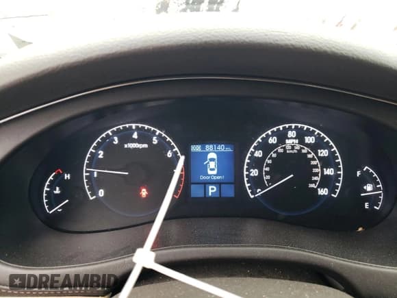 ✅ 2009 Hyundai Genesis • VIN: KMHGC46F39U064687 • Лот: 91064805. Опубликован ранее на Copart с пробегом 88 140 миль. Бесплатный доступ к архиву аукционных продаж из США и подробный отчёт об истории автомобиля на DreamBid. Изображение 9.