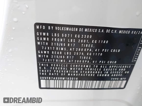 ✅ 2024 Volkswagen Tiguan S • VIN: 3VVFB7AX0RM183016 • Lot: 42292192. Listed on IAAI with 3,581 mi. Free auction sales archive from the USA and detailed vehicle history report at DreamBid. Image 9.