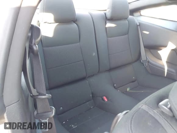 ✅ 2014 Ford Mustang V6 • VIN: 1ZVBP8AM2E5288857 • Lot: 43667786. Wystawiony na IAAI z przebiegiem 125 713 mil. Bezpłatny archiwum sprzedaży aukcyjnych z USA i szczegółowy raport historii pojazdu na DreamBid. Zdjęcie 8.