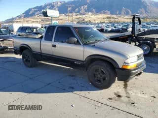 ✅ 1999 Chevrolet S-10 LS • VIN: 1GCDT19W2X8145624 • Лот: 79528394. Опубликован ранее на Copart с пробегом Не указан. Бесплатный доступ к архиву аукционных продаж из США и подробный отчёт об истории автомобиля на DreamBid. Изображение 4.