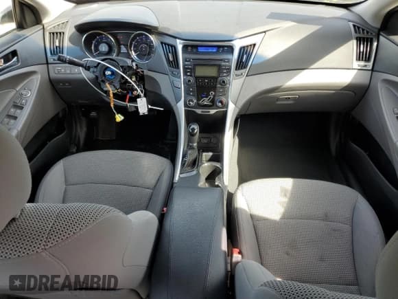 ✅ 2012 Hyundai Sonata GLS • VIN: 5NPEB4AC8CH501113 • Lot: 69437684. Listed on Copart with 95,895 mi. Free auction sales archive from the USA and detailed vehicle history report at DreamBid. Image 8.